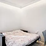 Casa Tiziano Parking Gratis Centro 15 Minuti A Piedi サンレモ