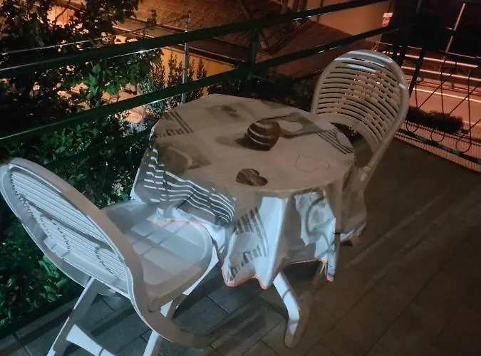 Casa Tiziano Parking Gratis Centro 15 Minuti A Piedi Apartment