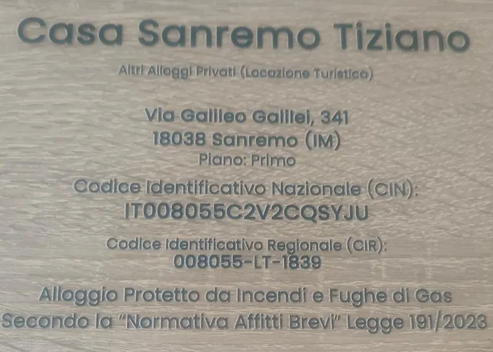 Casa Tiziano Parking Gratis Centro 15 Minuti A Piedi Apartment Sanremo